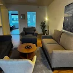 Spacious Luxury - Heart Of Leilighet *