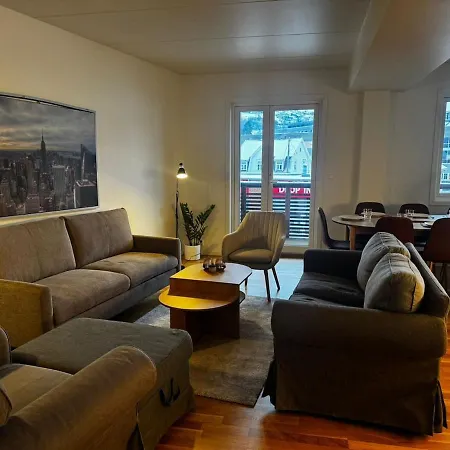 Spacious Luxury - Heart Of Lejlighed