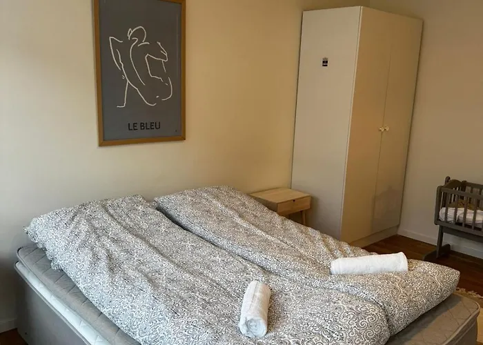 Huge Luxury Apartment - Central & Prime Location *