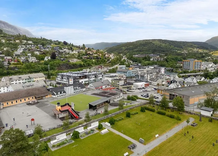 Lägenhet Huge Luxury Apartment - Central & Prime Location *