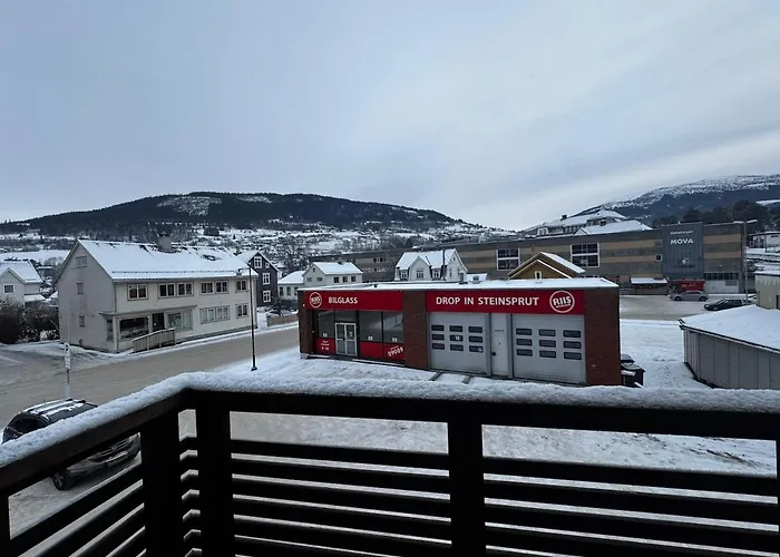 Huge Luxury Apartment - Central & Prime Location